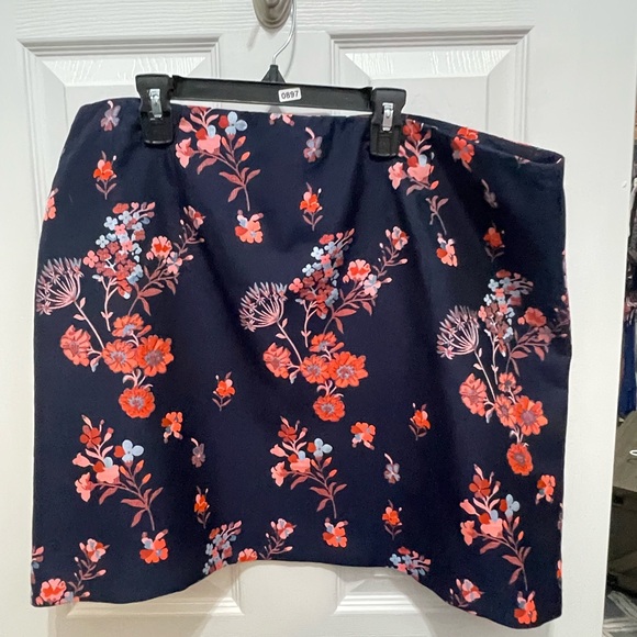 Max studio skirt size 14 navy blue floral - Picture 1 of 5